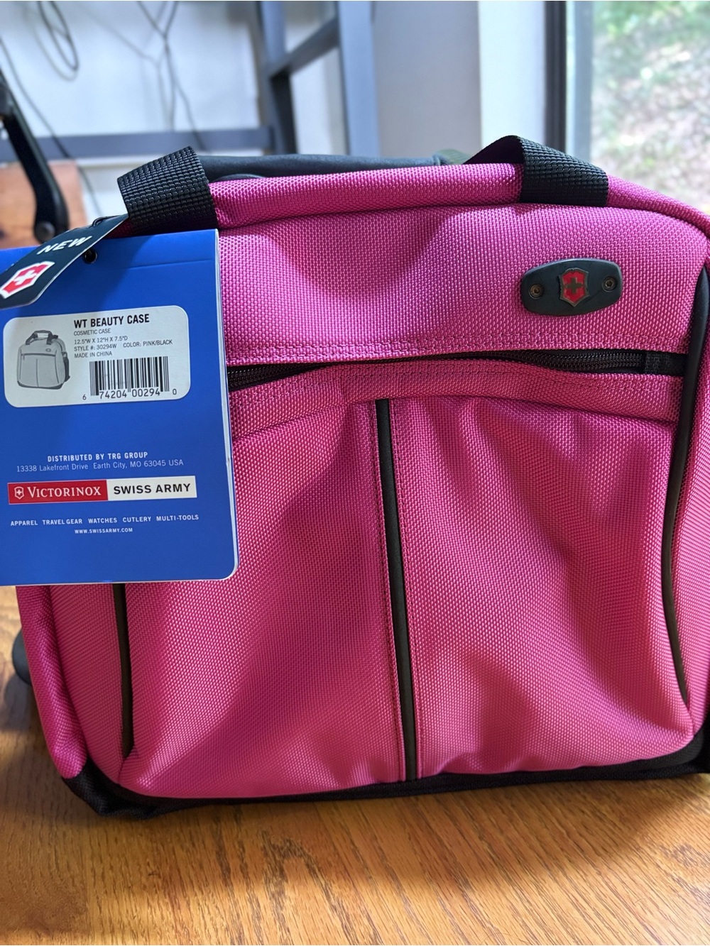 Victorinox Swiss Army Pink Beauty Case NWT Travel Toiletry Bags